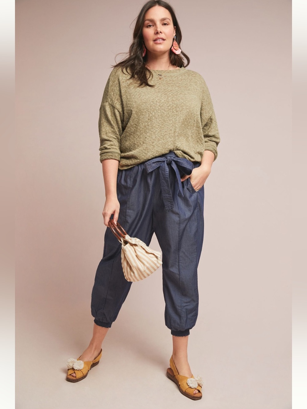 Anthropologie Globetrotter Jogger tie waist pants. Size Large.